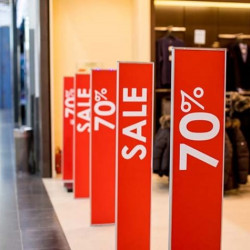 Vinil autoadhesiu transparent brillant promocional.